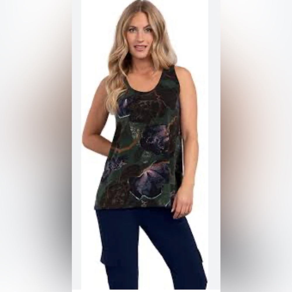 NWT**Size 14 SYMPLI Floral Go To Tank Relax Tank. Current on website.